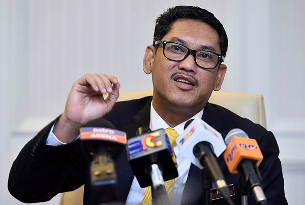 Perak MB refutes accusation that PH practises cronyism