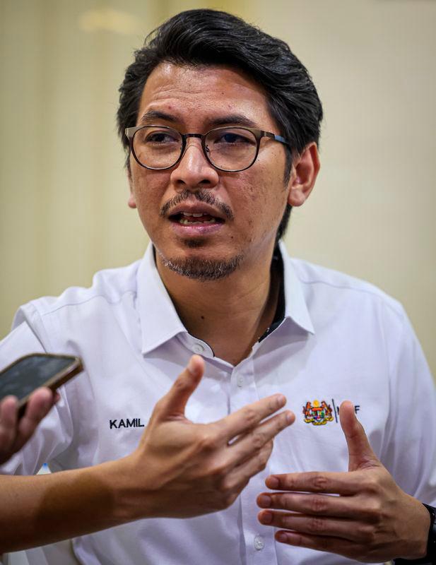 Political Secretary to the Minister of Finance, Muhammad Kamil Abdul Munim - BERNAMApix