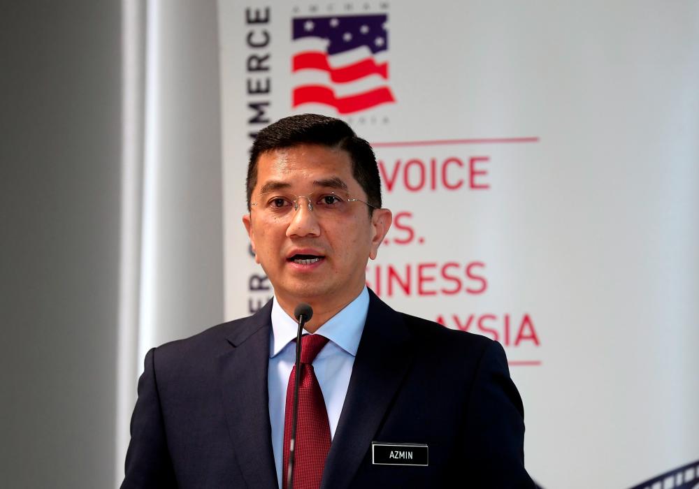 Political appointees in GLCs must have qualifications, skills: Azmin