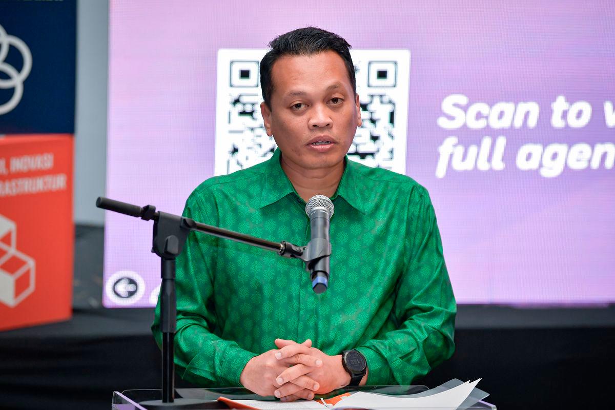 Natural Resources and Environmental Sustainability Minister Nik Nazmi Nik Ahmad - BERNAMApix