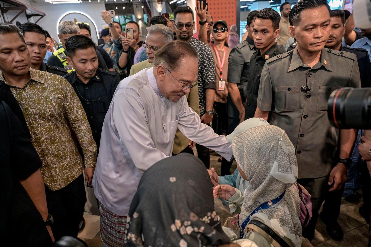 Perdana Menteri Datuk Seri Anwar Ibrahim -fotoBERNAMA