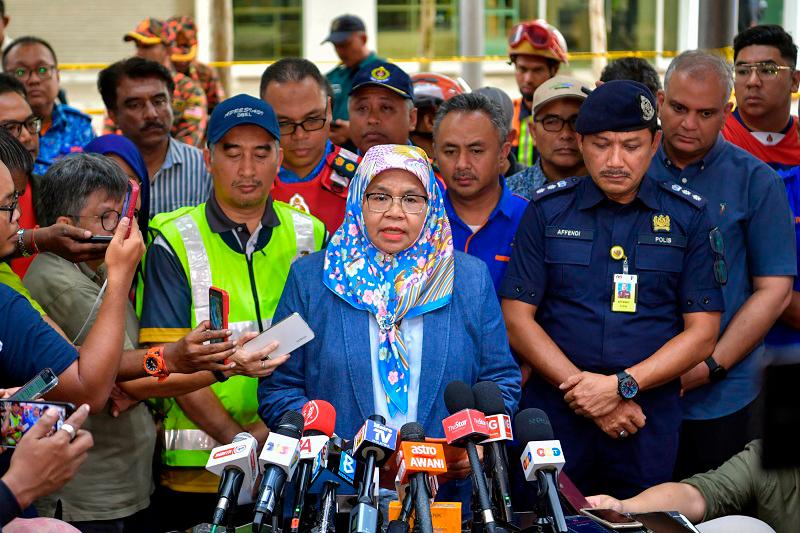 - fotoBERNAMA