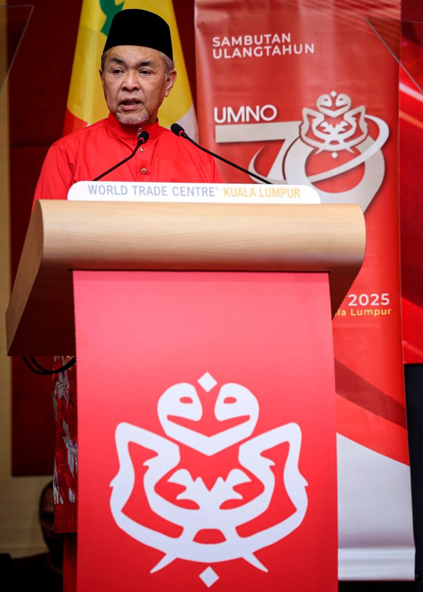 FILEpix: Timbalan Perdana Menteri yang juga Presiden UMNO, Datuk Seri Dr Ahmad Zahid Hamidi berucap pada Majlis Sambutan Hari UMNO ke-79 dan Majlis Konvokesyen Sekolah Patriotik UMNO (SPU) kali pertama pada Mei 11.