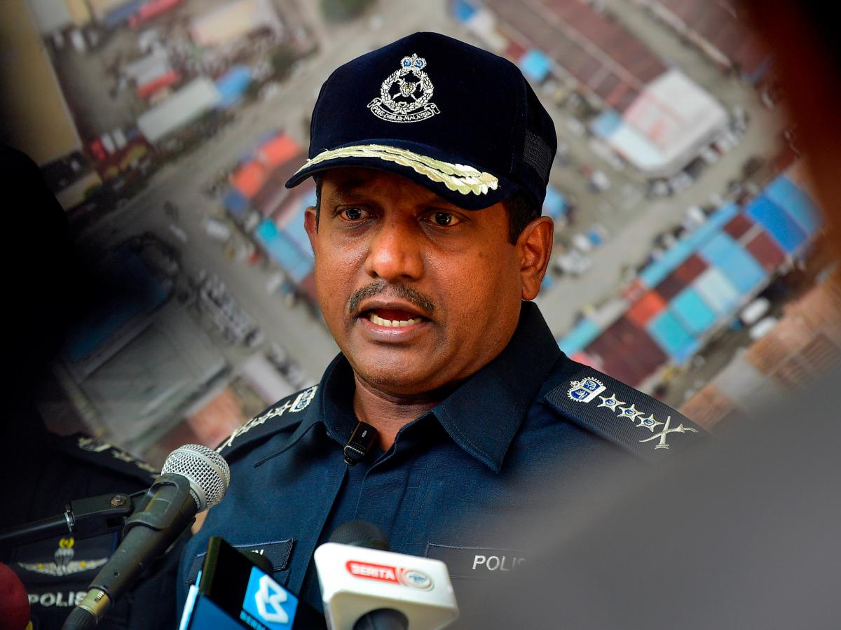 Selangor police chief Datuk Hussein Omar Khan - Photo by BERNAMA