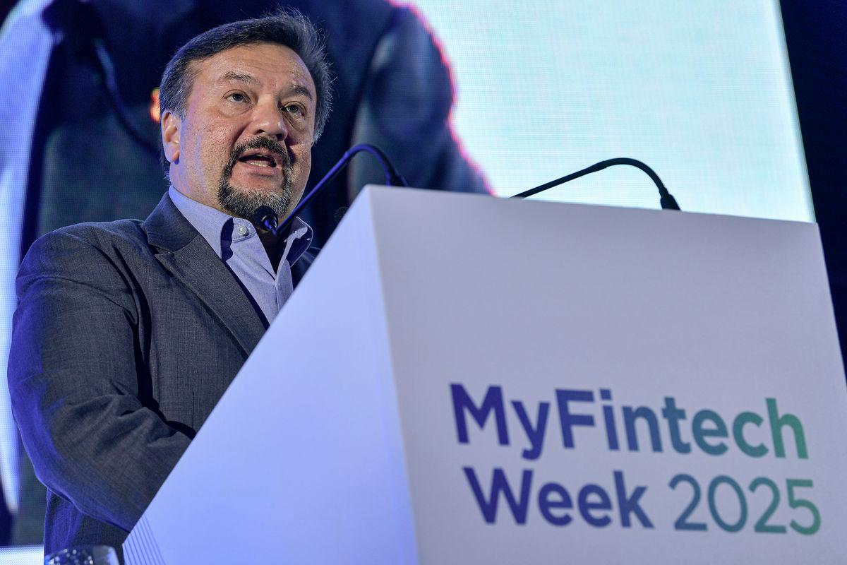 Finance Minister II, Datuk Seri Amir Hamzah Azizan delivers his special address during the launch of the MyFintech Week (MyFW) 2025 at Sasana Kijang today. - BERNAMAPIX