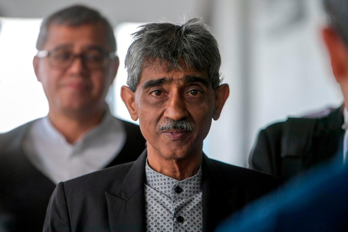 The High Court today dismissed lawyer Mohamed Haniff Khatri Abdulla’s RM12.5 million claim against Parti Pribumi Bersatu Malaysia (Bersatu) and three others, ruling there was no contractual basis for payment. - BERNAMA