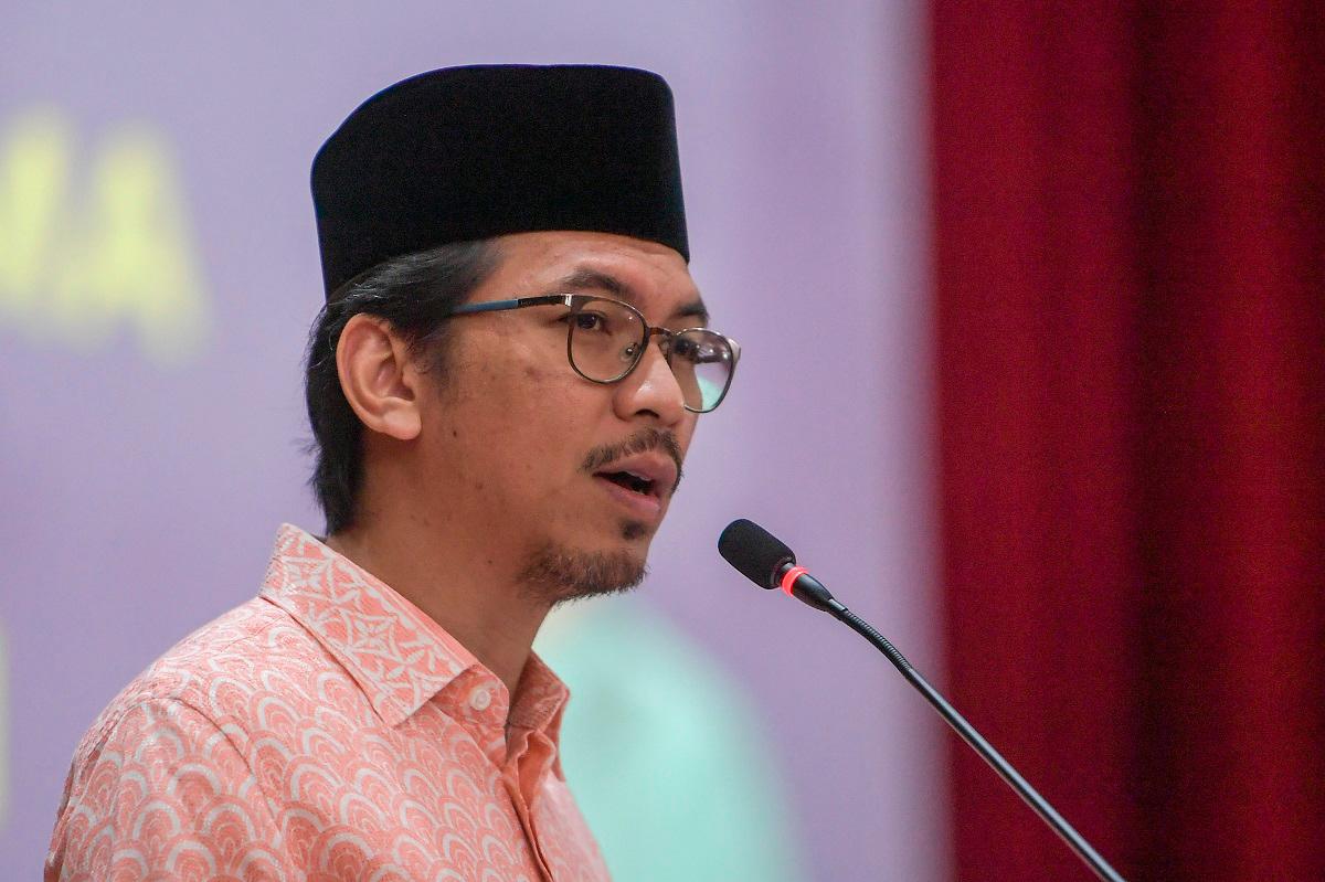 - fotoBERNAMA