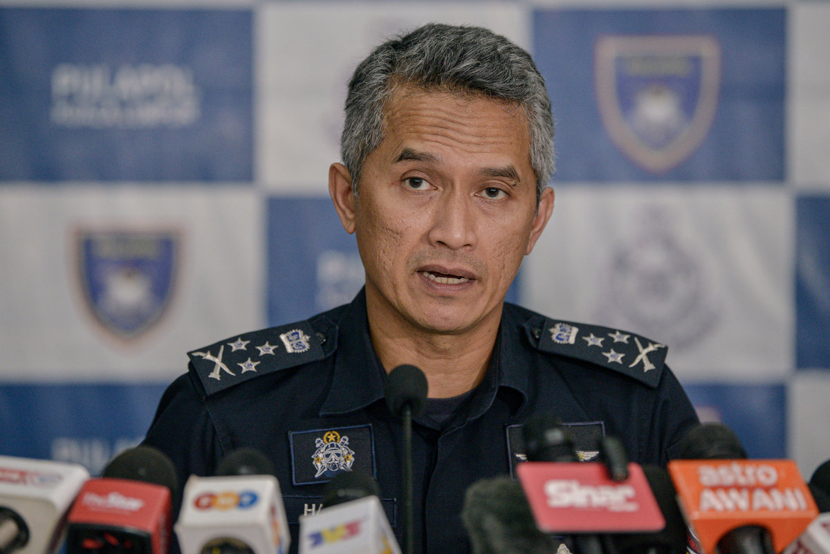 Datuk Seri Mohd Shuhaily Mohd Zain. - BERNAMA
