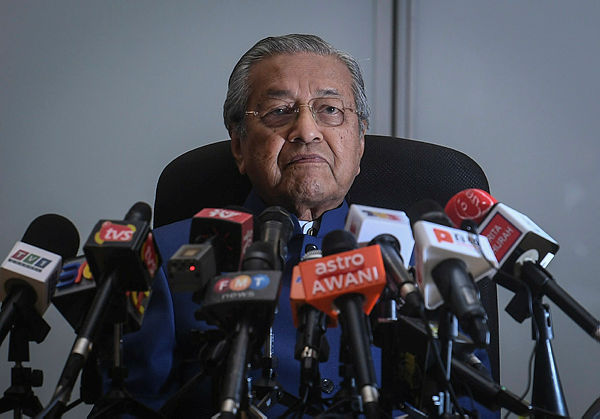 Prime Minister Tun Dr Mahathir Mohamad speaks at a press conference at the Al-Bukhary Foundation, Kuala Lumpur on April 19, 2019. — Bernama