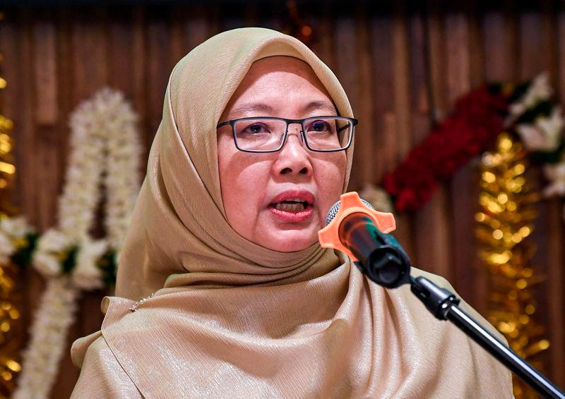 Minister in the Prime Minister’s Department (Federal Territories) Datuk Seri Dr Zaliha Mustafa - Photo by BERNAMA