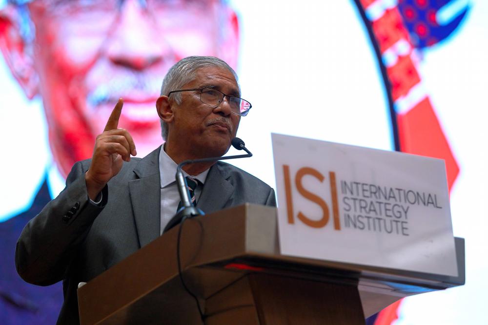 GIAC director-general Tan Sri Abu Kassim Mohamed during his special address at the Malaysia Anti-Corruption Forum on Sept 6, 2019. - Bernama
