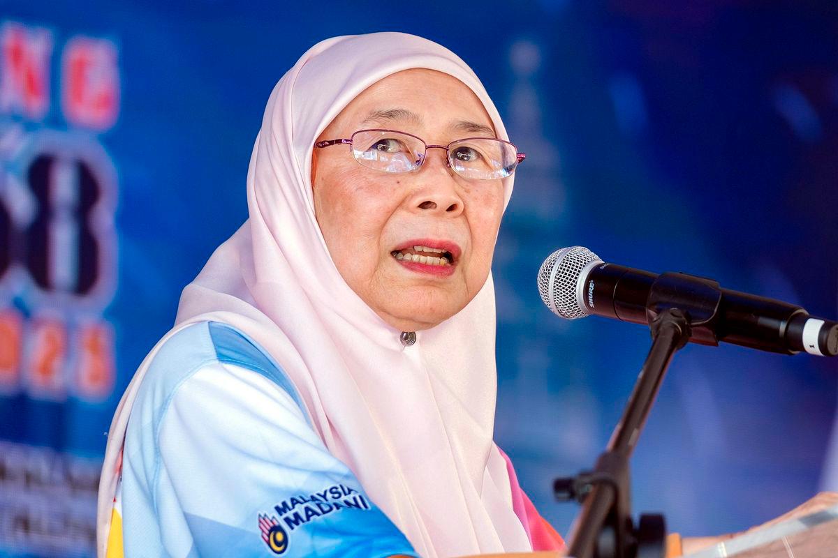 Datuk Seri Dr Wan Azizah Wan Ismail - Photo by BERNAMA
