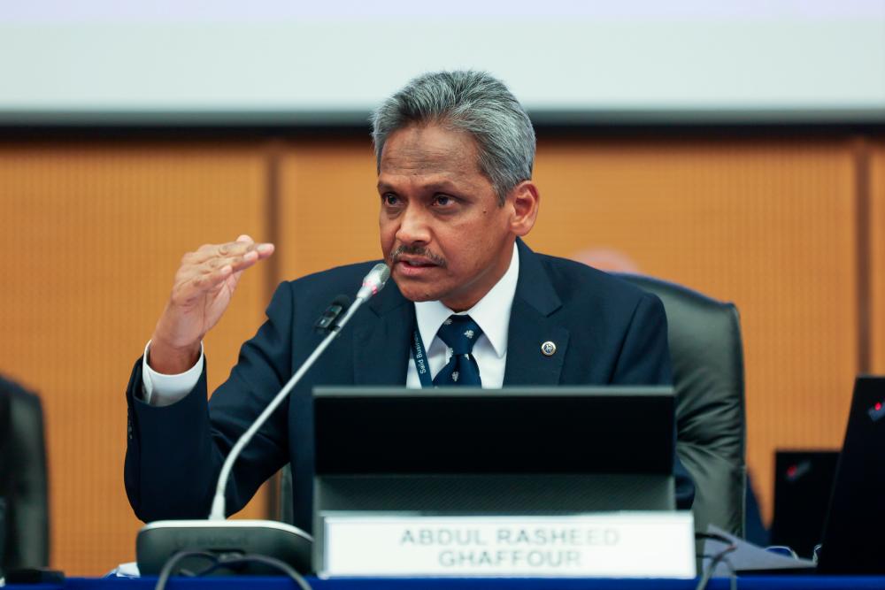 Abdul Rasheed speaking at a press conference on BNM’s 2023 financial report. – Bernamapic