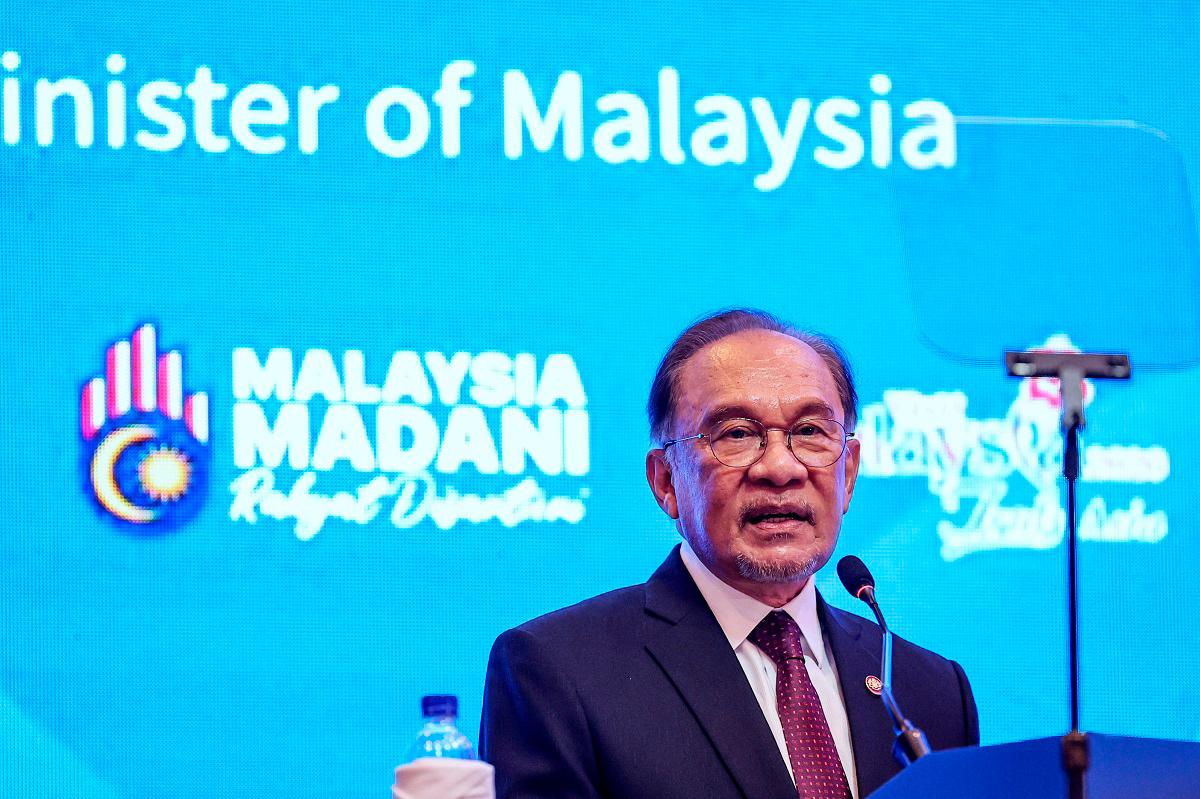 - fotoBERNAMA
