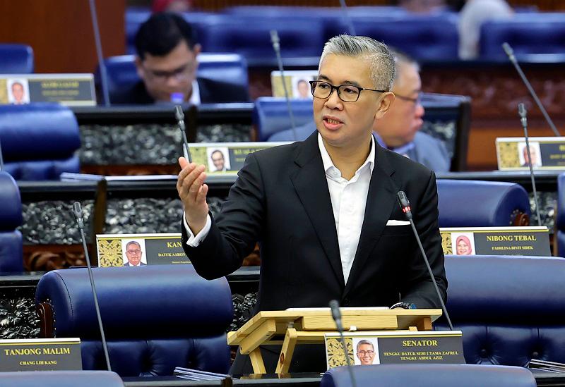 Menteri Pelaburan, Perdagangan dan Industri Tengku Datuk Seri Zafrul Tengku Abdul Aziz. - fotoBERNAMA