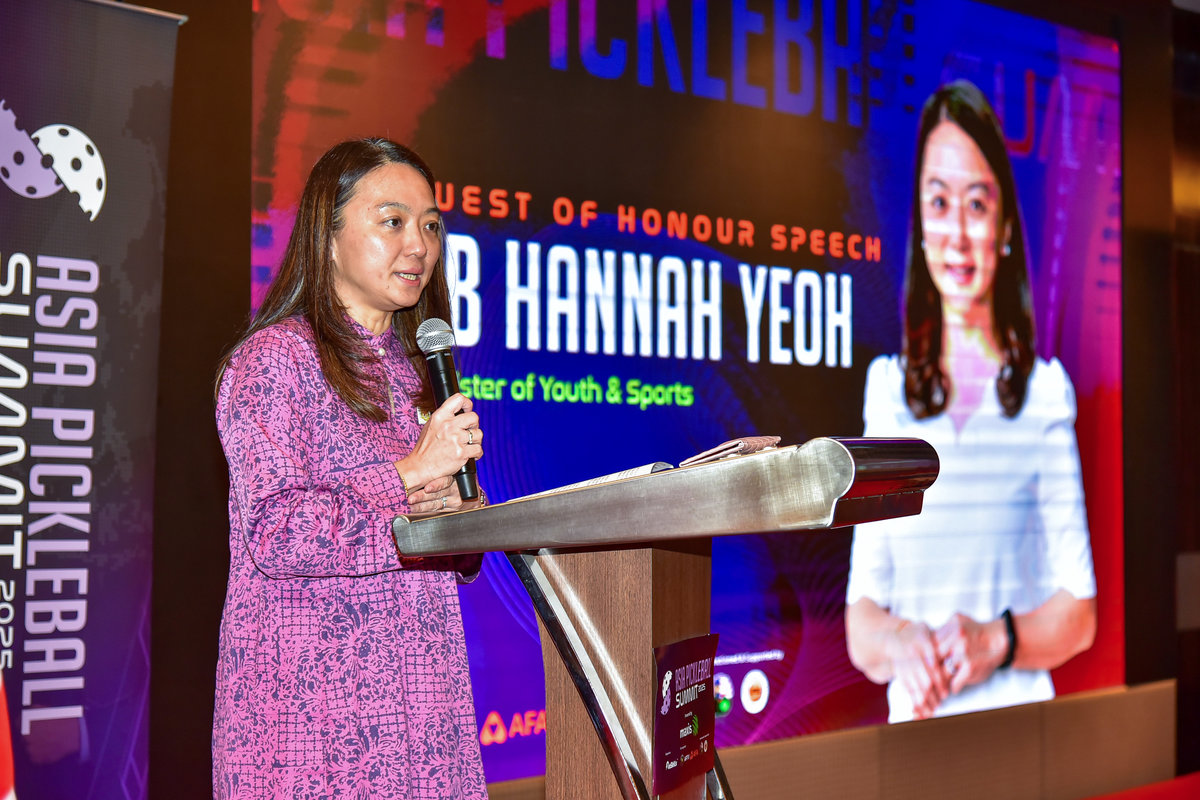 Minister of Youth and Sports, Hannah Yeoh delivering a speech at the Opening Ceremony of the Asia Pickleball Summit 2025 at One World Hotel today. – BERNAMA