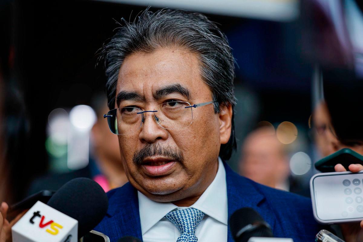 Menteri Datuk Seri Johari Abdul Ghani - BERNAMA