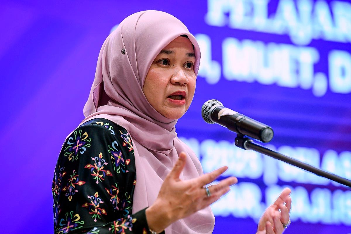 Education Minister, Fadhlina Sidek. - BERNAMApix