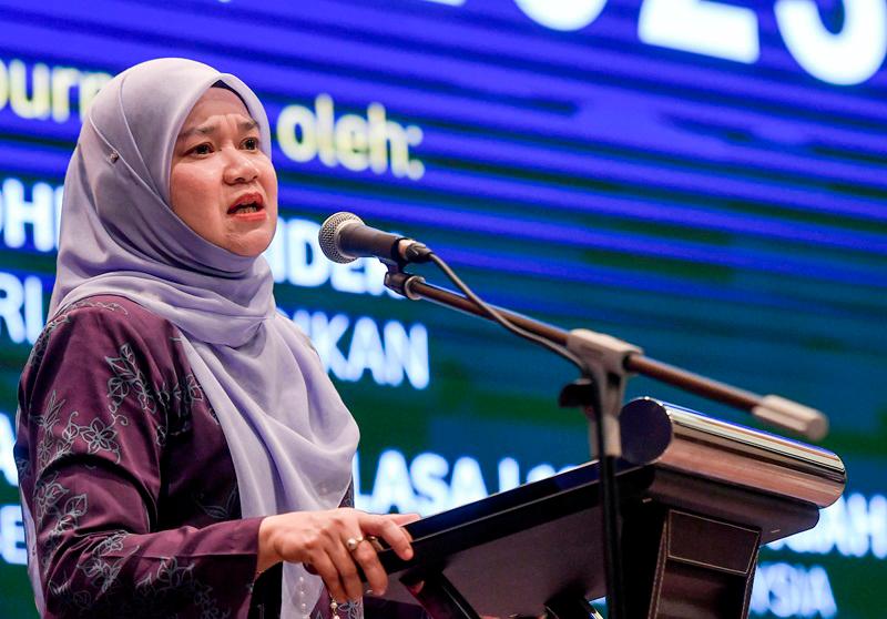 Education Minister, Fadhlina Sidek. - BERNAMApix