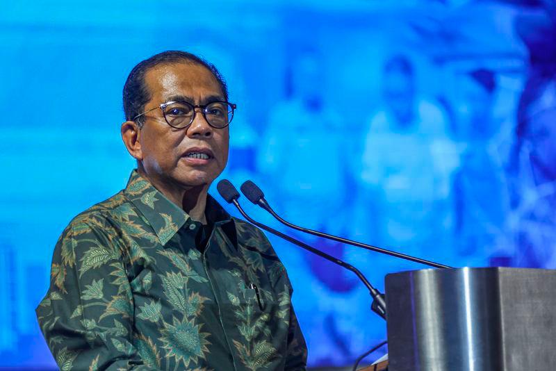 Menteri Pertahanan Datuk Seri Mohamed Khaled Nordin - fotoBERNAMA