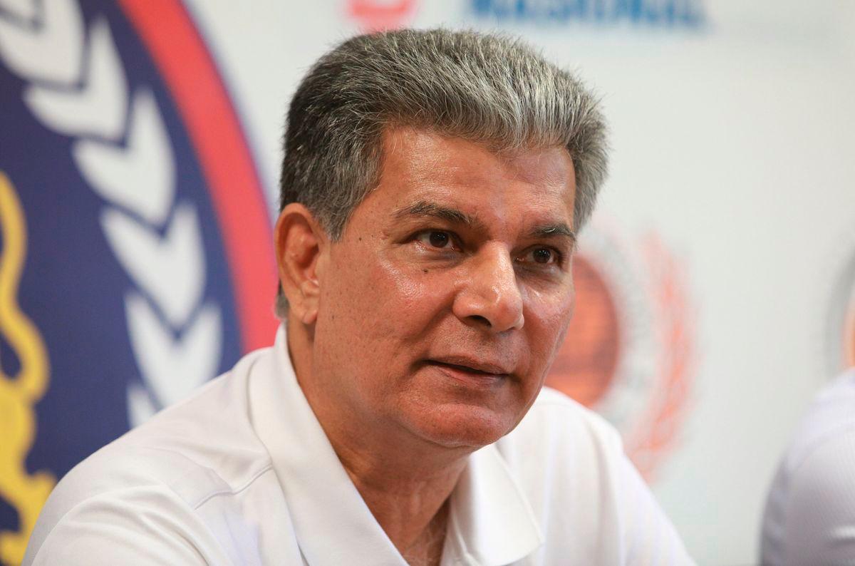 National hockey coach Sarjit Singh. - BERNAMA