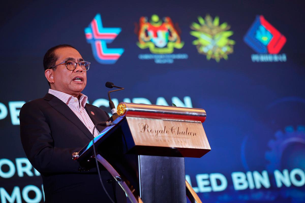 - fotoBERNAMA