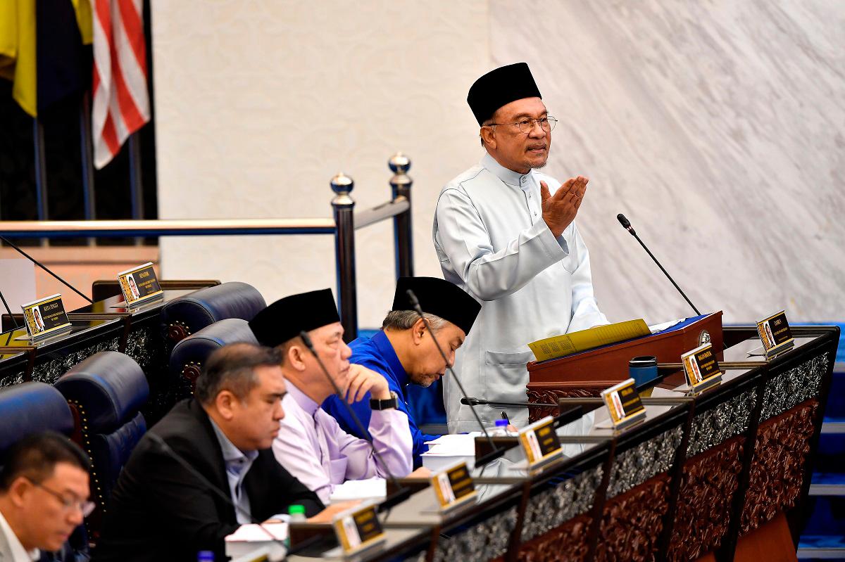 - fotoBERNAMA
