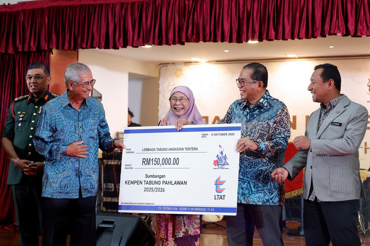 - fotoBERNAMA