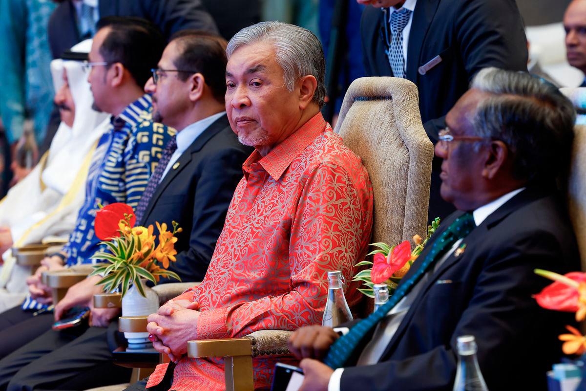 Datuk Seri Dr Ahmad Zahid Hamidi - BERNAMA
