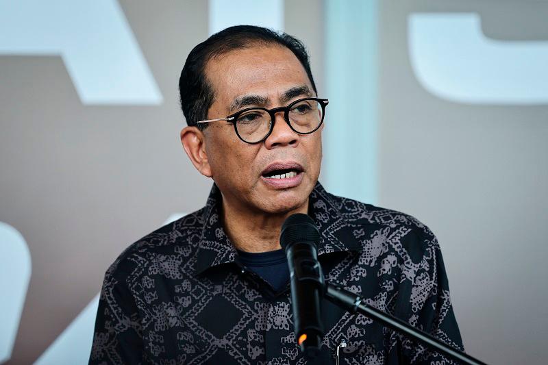 Menteri Pertahanan, Datuk Seri Mohamed Khaled Nordin. - fotoBERNAMA