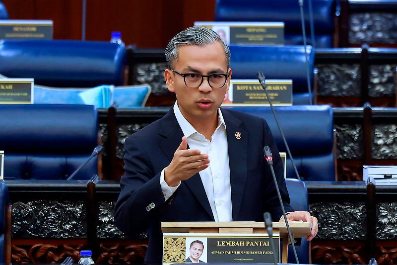 Communications Minister, Fahmi Fadzil. - BERNAMApix