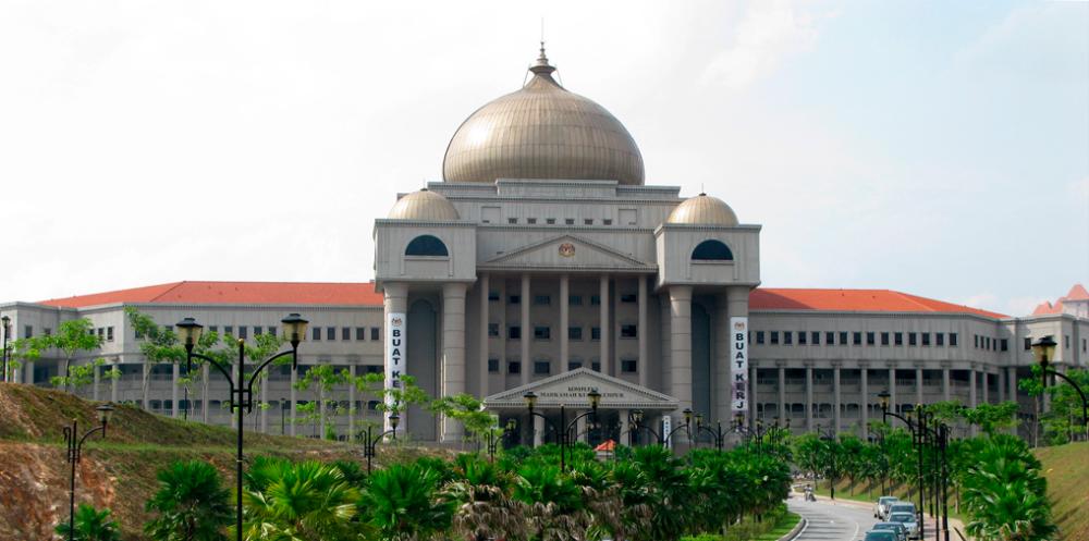 Bangladeshi PhD student was fined RM26k for possessing fake goods