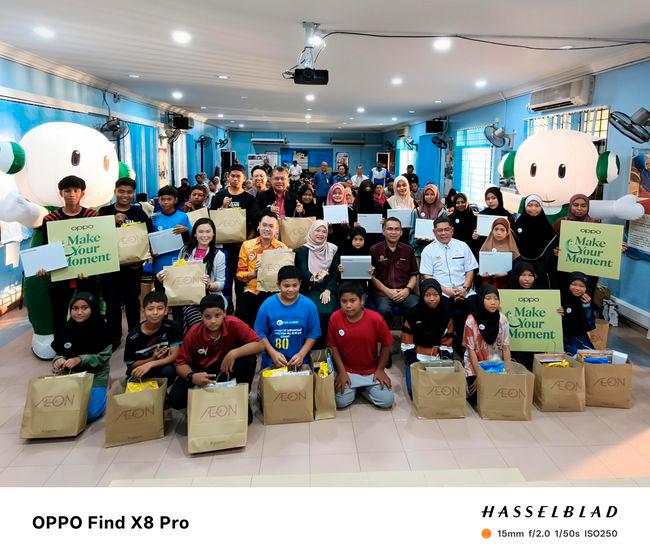 OPPO Malaysia, the Malaysian National Commission for UNESCO (MNCU) and AEON join hands to support children in need, gifting OPPO Pad Neo devices and essential supplies in Penang.