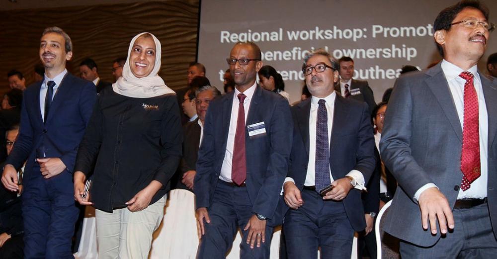 MACC chief commissioner Latheefa Koya (2nd L) and her deputy Datuk Seri Azam Baki, pose for a photo at the Regional Workshop Promoting Beneficial Ownership Transparency in Southeast Asia, on July 22, 2019. — Sunpix by Zulkifli Ersal