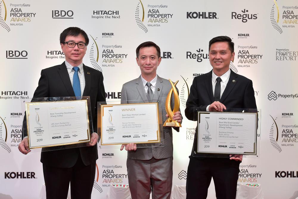 From left: LBS senior general manager of Investor Relations Victor Lim, executive director Datuk Seri Barry Lim and senior project manager Wong Chin Choy.