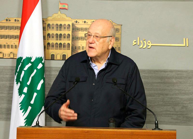 This handout picture provided by the Lebanese Prime Minister’s press office shows Lebanon’s caretaker Prime Minister Najib Mikati delivering a statement to the press in Beirut on September 29, 2024. Intense Israeli attacks may have forced up to a million people to flee parts of Lebanon in possibly the worst displacement crisis in the tiny country’s history, Prime Minister Najib Mikati said on September 29. - AFP PHOTO / LEBANESE PRIME MINISTER PRESS OFFICE