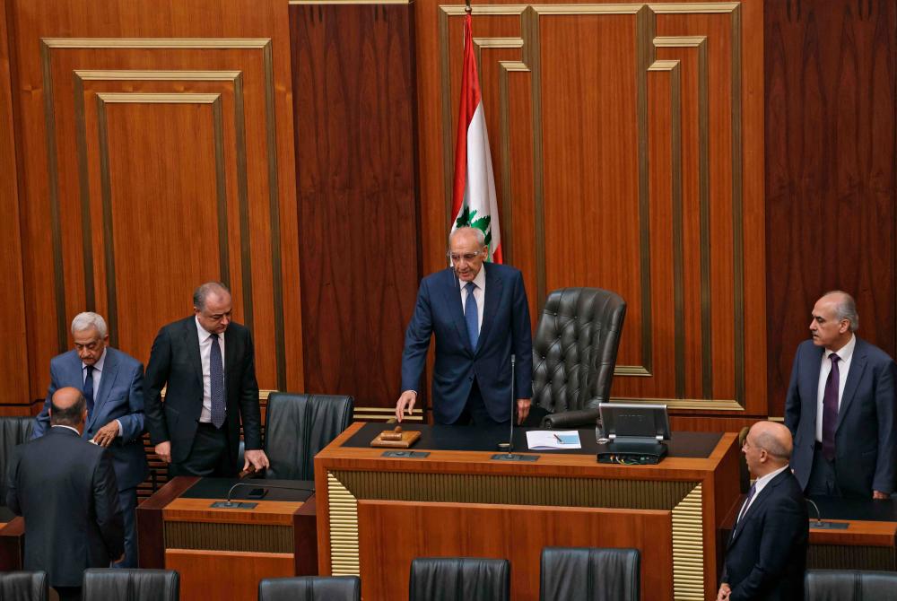 Lebanese Parliament Speaker Nabih Berri (C) opens the 4th session to elect a new President in Beirut on October 24, 2022. AFPPIX