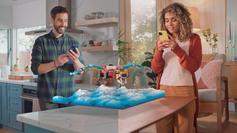 Connected Lenses allow users to build projects together $!Connected Lenses allow users to build projects together