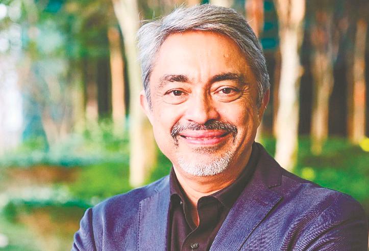 Varinderjit says Malaysia’s industrial base, combined with initiatives to embrace Industry 4.0, creates a ground for the country to be an AI hub in smart manufacturing.