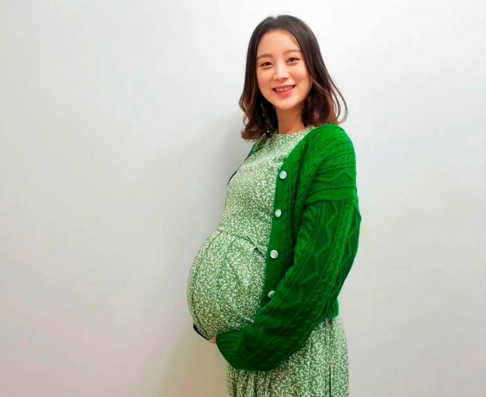 Lim, seen here before giving birth, married Shin Min Chul in 2020. – Instagram/@wg_lim