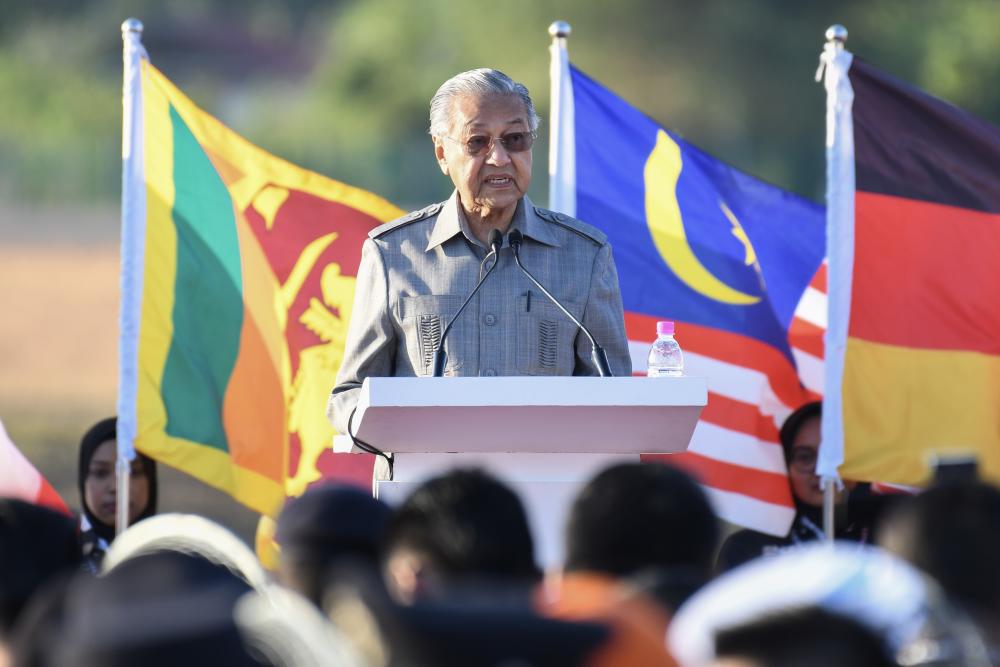 Prime Minister Tun Dr Mahathir Mohamad delievrs a speech during the opening of the 15th edition of the Langkawi International Maritime and Aerospace Exhibition 2019 (LIMA’19) at the Mahsuri International Exhibition Centre (MIEC), on March 26, 2019. — Bernama