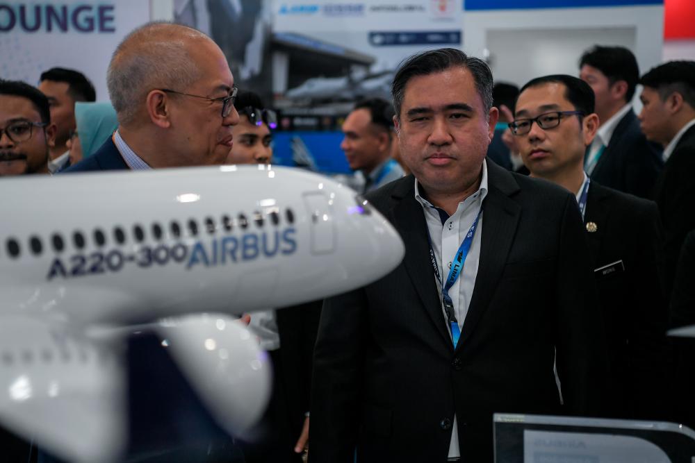 LANGKAWI, 23 May -- Transport Minister Anthony Loke visited some of the fairgrounds prepared by the organizers at the Langkawi International Maritime and Aerospace Exhibition 2023 (LIMA’23) at the Tarmac of the Mahsuri International Exhibition Center (MIEC) today.