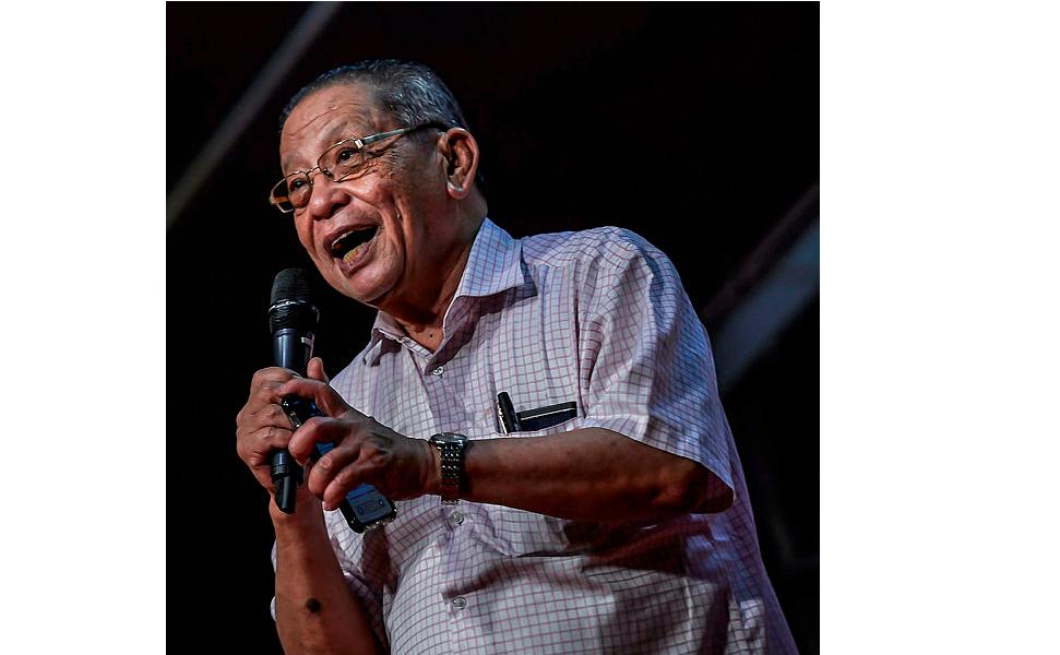 Kit Siang echoes Mahathir, urges PH to unite