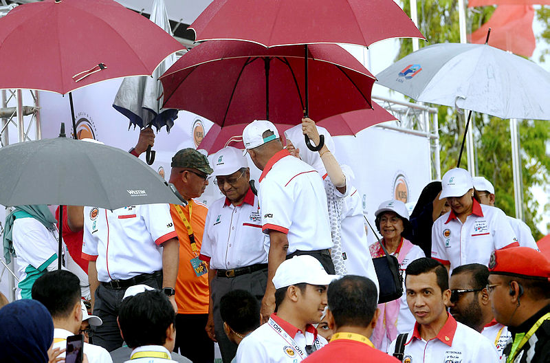 Prime Minister Tun Dr Mahathir Mohamad, during the flag off if the 2019 Le Tour de Langkawi (LTdL) at the Dataran Lang, on April 13, 2019. — Bernama