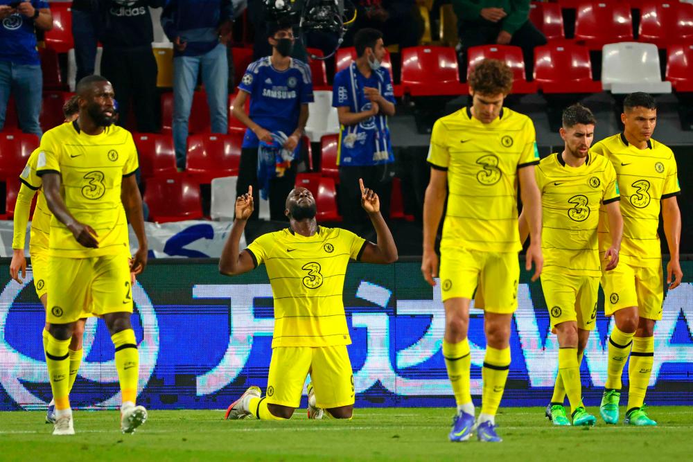 Chelsea's forward Romelu Lukaku (C) reacts after scoring the opening goal during the 2021 FIFA Club World Cup semi-final football match between Saudi's Al-Hilal and England's Chelsea at Mohammed Bin Zayed stadium in Abu Dhabi, on February 9, 2022. AFPpix