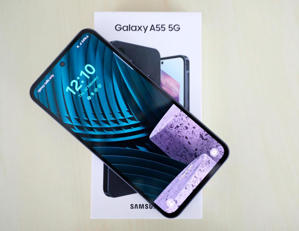 $!An aluminium frame, glass back and 6.6-inch 120Hz Oled screen make the Galaxy A55 Samsung’s most premium-looking A series phone.