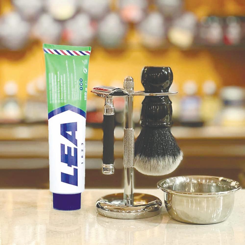 $!Wet shave starter kits are relatively inexpensive. – CHARMWISEPIC