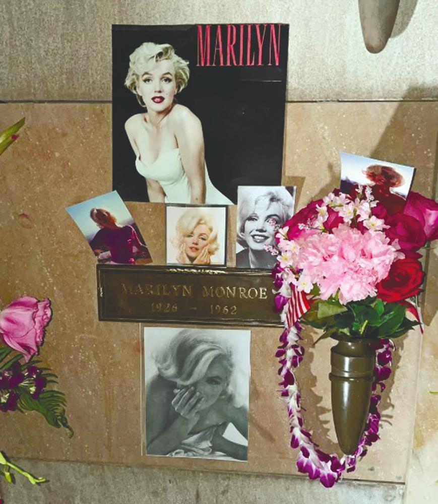 Mementos to the late star were placed at her memorial. – Instagram