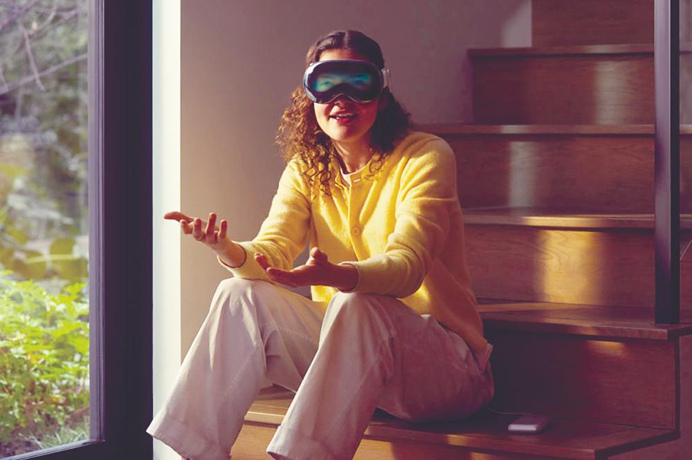 A mixed reality device, the Apple Vision Pro combines augmented and virtual reality into one. – PICS BY APPLE