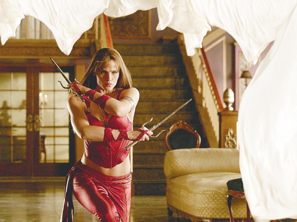 Jennifer Garner back as Elektra